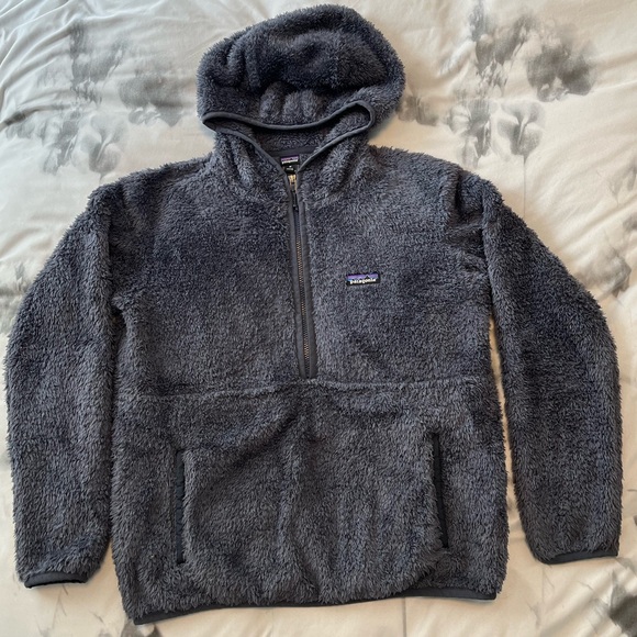 Patagonia Sweaters - Patagonia Hooded Fleece Pullover, size medium